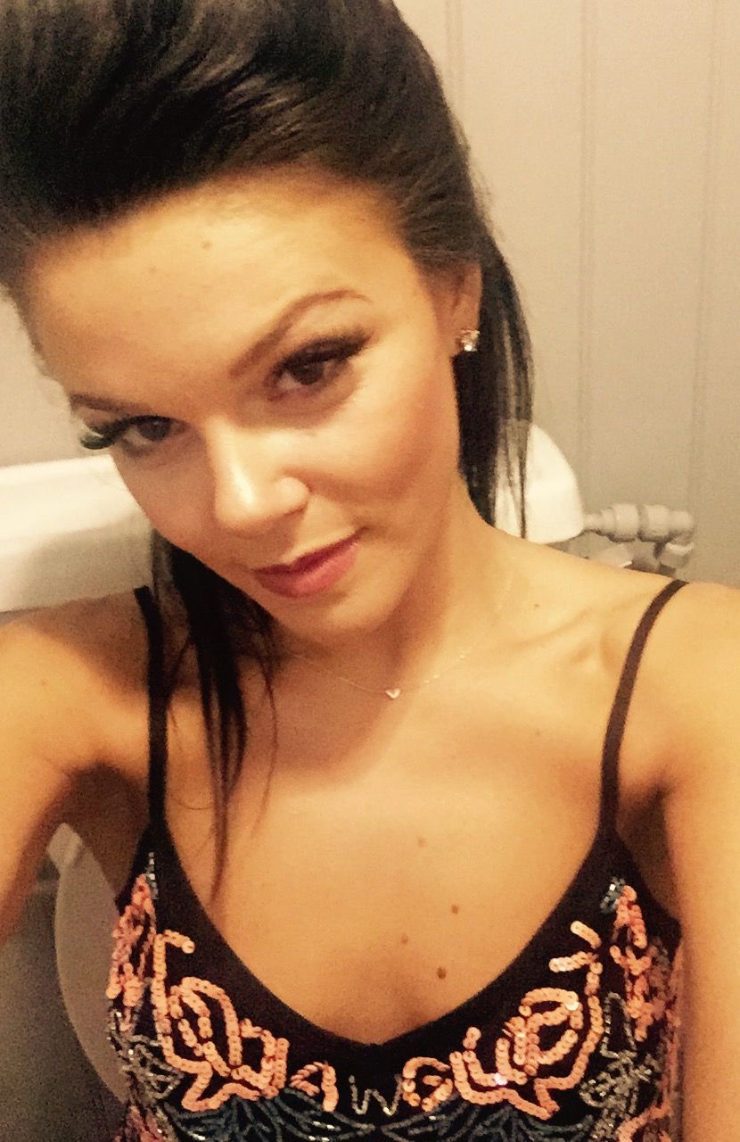 Faye-Brookes-Leaked-1-thefappening_nu_195cf7a.jpg