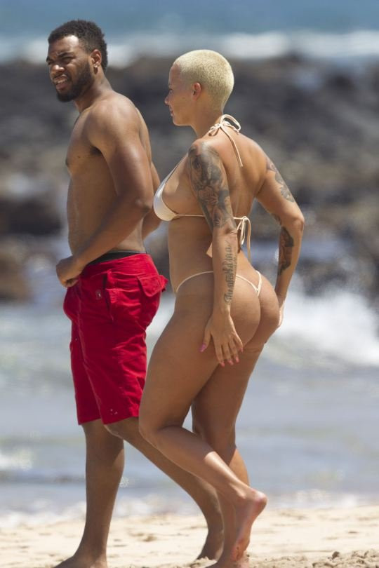 Amber Rose Topless 22 TheFappening.nu 