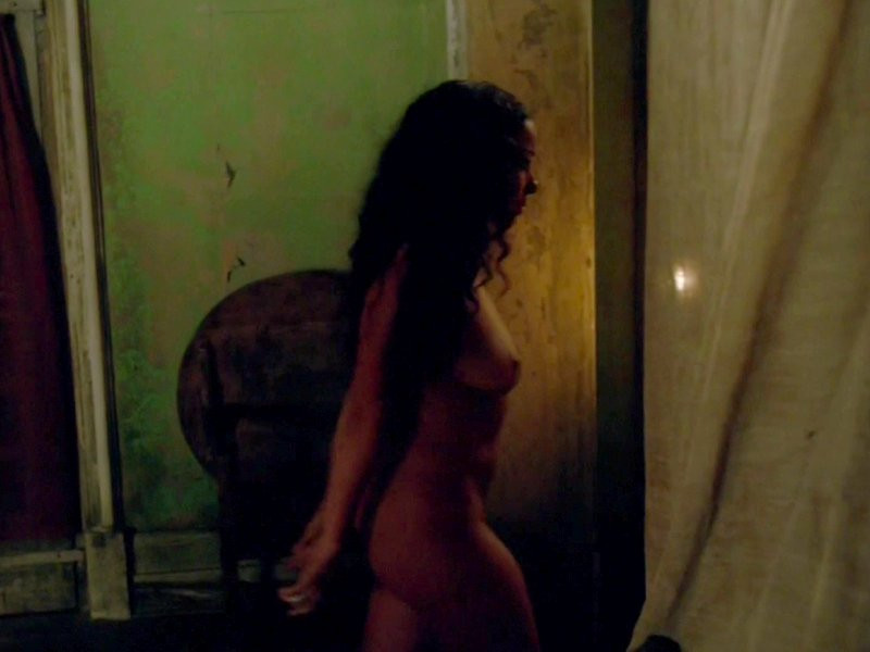 Jessica Parker Kennedy Naked 15 TheFappening.nu 