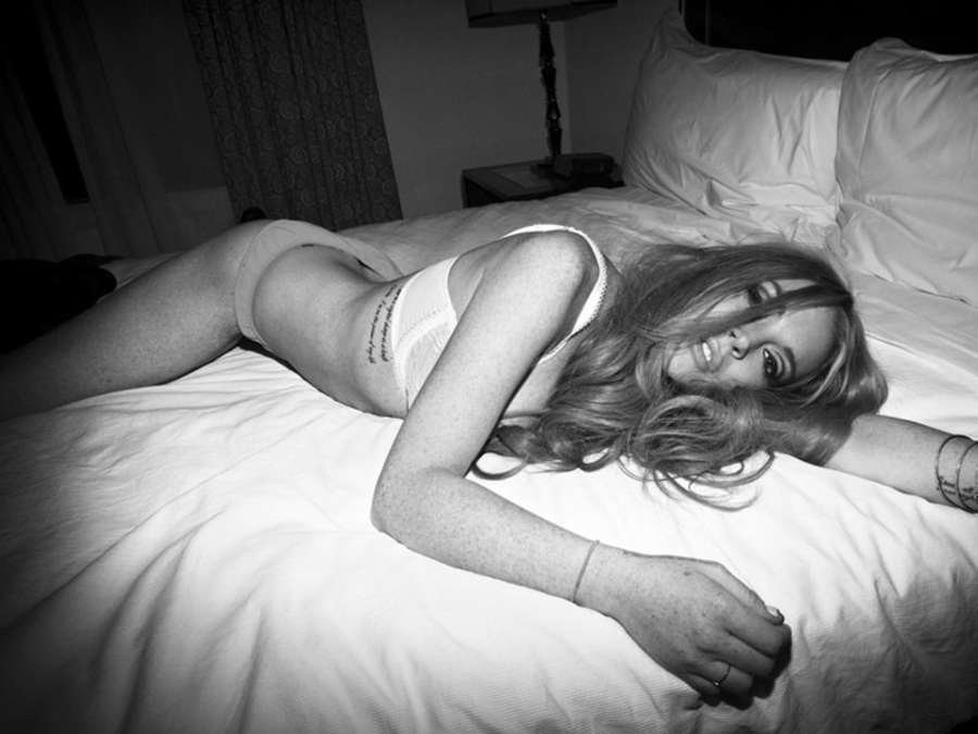 Lindsay Lohan in Lingerie 05 TheFappening.nu 