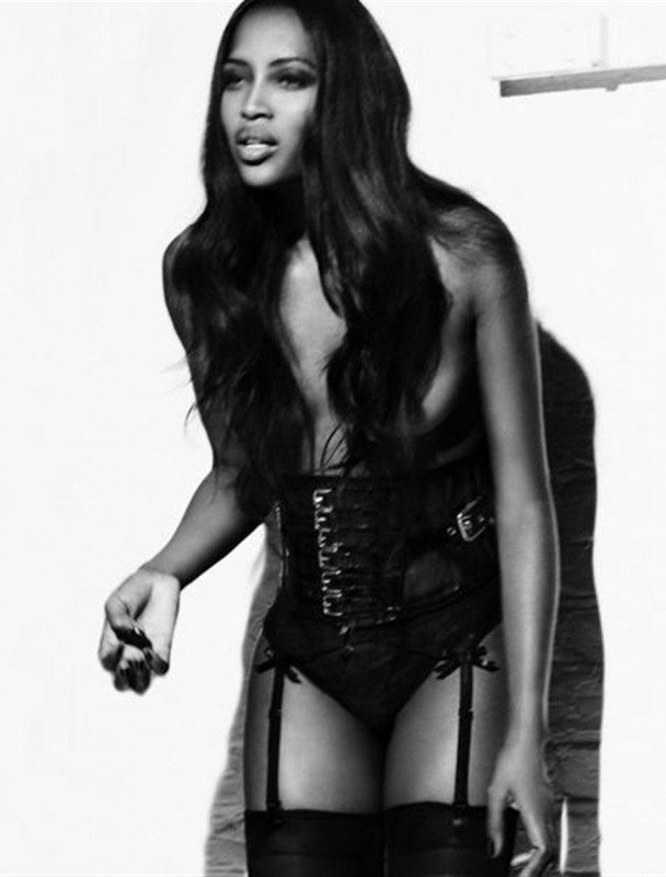 Naomi Campbell Naked 07 TheFappening.nu 