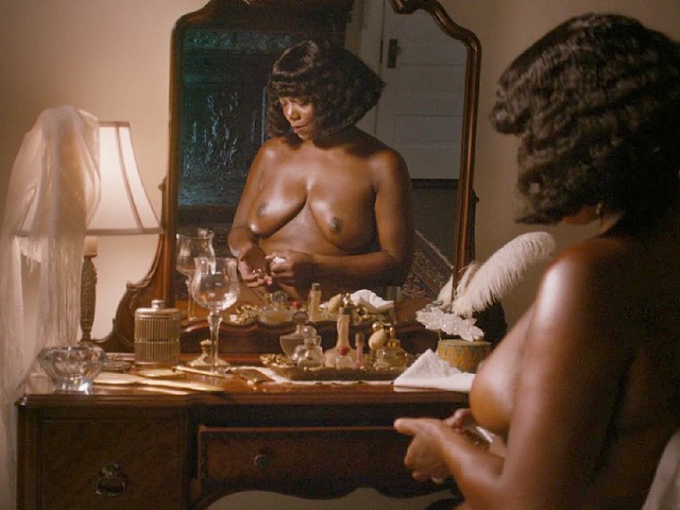 Queen-Latifah-Topless-In-The-Movie-Bessie-05-760x570-TheFappening.nuc696893f1a6b6b11.jpg