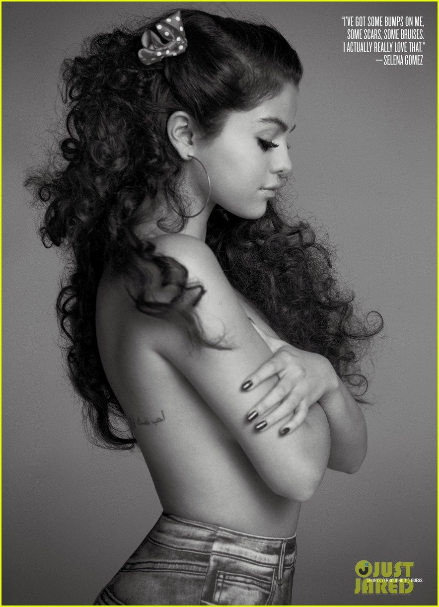 Selena Gomez Topless 011 TheFappening.nu 