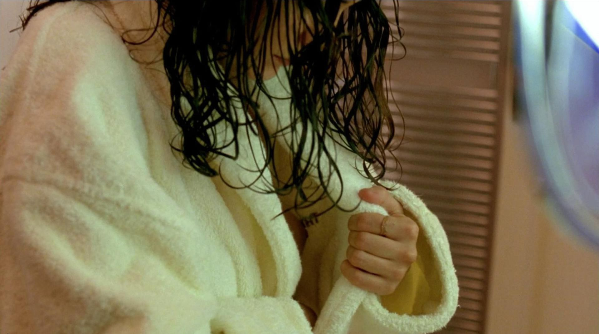 Audrey Tautou Nude Sexy Dirty Pretty Things fappenings.com 6